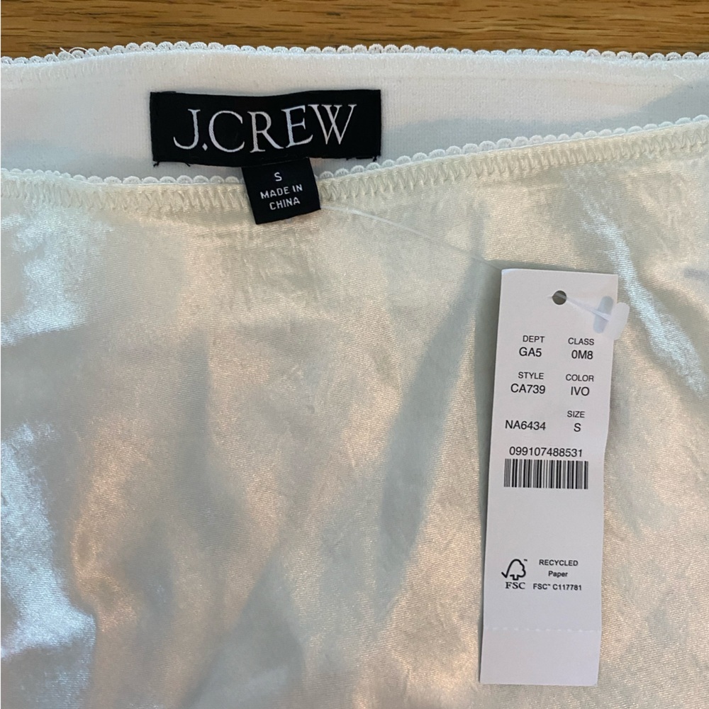 J. Crew Elegant White Lace Mini Skirt - Picture 2 of 3